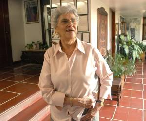 <i>Fotografía de archivo fechada el 30 de abril de 2005 de la expresidenta de Nicaragua, Violeta Barrios de Chamorro, durante una entrevista con EFE en Managua (Nicaragua). EFE/Mario Lopez</i>