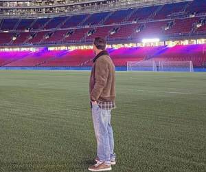 <i>El exjugador del Barcelona Leo Messi, que ahora juega en las filas del Inter de Miami, visitó este pasado domingo el Spotify Camp Nou, según ha publicado en un mensaje en la red social Instagram en el que ha mostrado su deseo de regresar algún día para despedirse de la afición azulgrana. EFE/Instagram Leo Messi</i>