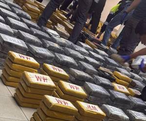 <i>La información oficial no precisa el tipo de sustancia ilícita ni el peso total del alijo. FOTO MP, Fiscalía</i>