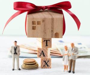 La medida no solo elimina un costo histórico para las familias: también destraba expedientes en curso, redefine exenciones fiscales y abre una nueva etapa para la planificación patrimonial, sucesoria y familiar. (Foto: Shutterstock)