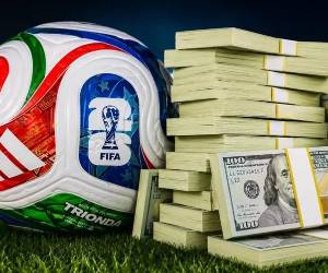 La pelota seguirá rodando sobre el césped. Pero detrás de ella se mueve una maquinaria financiera que, cada vez más, se parece a Wall Street. (Foto: Archivo)