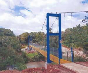 <i>Se realizará la contratación con varias empresas constructoras para el diseño y construcción de 50 zarzos (puentes colgantes) en Panamá. Foto de cortesía.</i>