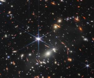 Telescopio Webb revela imagen de las primeras galaxias formadas tras el Big Bang