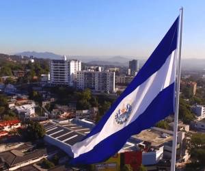 Economía de El Salvador rompe bajos niveles de crecimiento por la diversificación