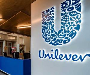 Unilever bajo críticas por mantener actividades en Rusia