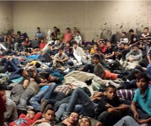 Refugio en Texas, donde residen en condiciones humanitarias precarias cientos de niños centroamericanos. (Foto: La Voz de Houston)