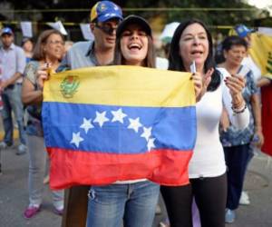 Unos 7,2 millones de venezolanos votaron en un plebiscito simbólico contra el presidente Nicolás Maduro y su Asamblea Constituyente, pero el gran desafío de la oposición ahora será cómo capitalizar ese caudal electoral parar lograr un cambio de gobierno. AFP PHOTO / FEDERICO PARRA