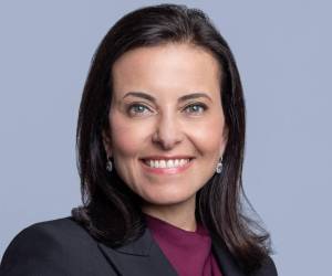 <i>Fotografía de archivo divulgada por ExxonMobil donde aparece Dina Powell McCormick, exasesora de Donald Trump durante parte de su primer mandato. El gigante tecnológico Meta anunció este lunes que nombró a Powell McCormick como presidenta y vicepresidenta de la empresa.EFE/ Exxonmobil </i>