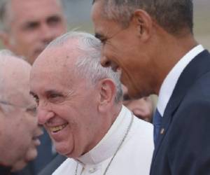 Los medios estadounidenses, con fuerte presencia en el avión papal, le han otorgado amplios espacios al viaje, apoyado por el 66% de los estadounidenses. (Foto: AFP).