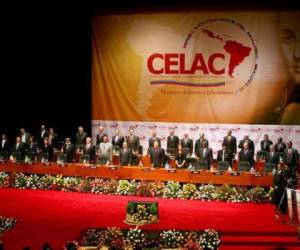 La CELAC espera y promocionará un pronto fin del bloqueo económico a la isla. (Foto: Archivo)