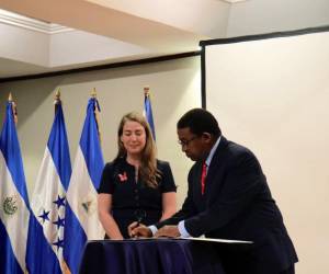 <i>Traspaso de la Presidencia Pro Tempore de la Comisión para el Desarrollo Científico y Tecnológico de Centroamérica y República Dominicana CTCAP, así como en el Lanzamiento del Programa Regional de Formación en CTI Abierta e Inclusiva, en nuestra calidad de integrantes del Consorcio que lidera el Proyecto de CTI Abierta e Inclusiva. FOTO @sg_sica</i>