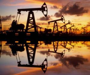 Precio del petróleo cae por temores de desaceleración económica