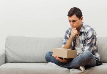 <i>La primera vez que la víctima se entera del fraude suele ser cuando recibe el paquete no solicitado. Foto de cortesía</i>