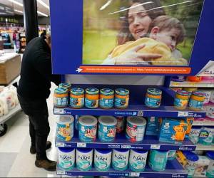 <i>Según estimaciones de Barclays, el impacto financiero potencial podría ser diez veces mayor para Nestlé que para Danone. (Foto: Euronews)</i>