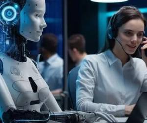 <i>La IA agéntica ya hizo base en Centroamérica. Ahora empieza la parte difícil: aprender a dirigirla. (Foto: Shutterstock)</i>