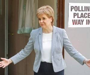 Para la primera ministra escocesa y líder del Partido Nacional Escocés (SNP), Nicola Sturgeon, hay 'un significativo cambio material de circunstancias respecto a cuando Escocia votó contra la independencia' en 2014.