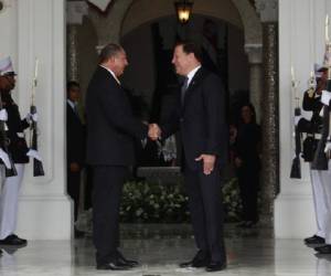 Presidente Juan Carlos Varela recibió en el Palacio de Las Garzas a su homólogo de Costa Rica, Luis Guillermo Solís. (Foto: Casa Presidencial Panamá)