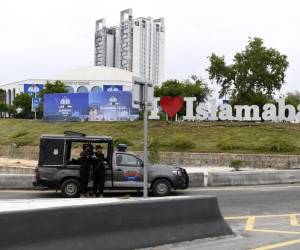 Seguridad en la zona donde se produjo la reunión entre Irán y EE.UU, en Islamabad, Pakistán. (EFE/EPA/Sohail Shahzad)