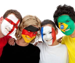 <i>Los aficionados perciben rápidamente cuando una marca utiliza mensajes genéricos. Idioma, referencias culturales, formatos preferidos y hábitos de consumo pueden variar notablemente entre mercados. (Foto: Zoomd Technologies)</i>