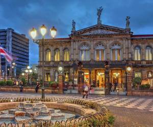 <i>En 10 meses, el país ha recibido 140.000 delegados. FOTO TEATRO NACIONAL DE COSTA RICA/ ISTOCK</i>