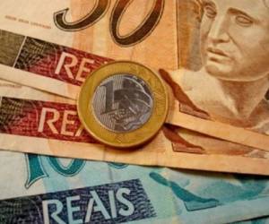 El mercado y analistas esperan que la moneda brasileña continúe perdiendo valor y algunos incluso anticipan que puede caer a cinco unidades por dólar. 