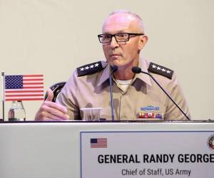 <i>La decisión de apartar a Randy George refuerza la lectura de una Casa Blanca decidida a alinear sin fisuras la conducción militar con su estrategia de guerra. (Foto: EFE)</i>