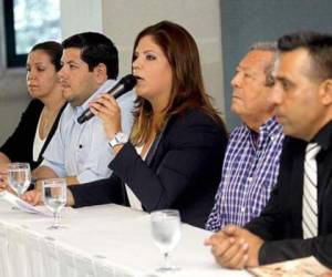 La diputada Lena Gutiérrez y su familia aseguraron que dejaron de ser socios de Astropharma en 2009. (Foto: laprensa.hn).