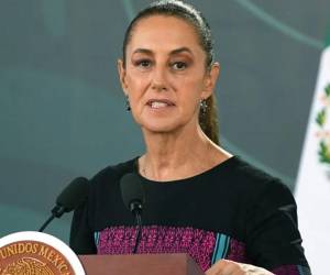 <i>La presidenta Sheinbaum está lidiando con la “herencia pesada” que le dejó Andrés Manuel López Obrador y sus presuntos vínculos con la narco y con la histórica relación que su país mantiene con Cuba. (Foto: EFE)</i>