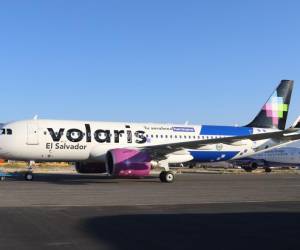 <i>En lo que va del 2023, un promedio de 50.375 pasajeros ha viajado mensualmente en Volaris, lo que representa un incremento de 68 % en comparación con 2022. Foto cortesía</i>