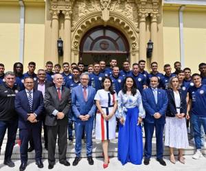 Selección de Costa Rica recibe distinción previo a su participación en Qatar-2022