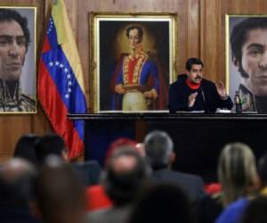 Con la mayoría calificada de dos tercios en el Poder Legislativo, la oposición podría incluso reducir el periodo presidencial de Nicolás Maduro, mandatario venezolano. Foto de AFP.