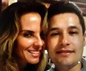 La imagen de Kate del Castillo y Jesús Alfredo Guzmán Salazar que circula en redes sociales. Foto de proceso.com.mx