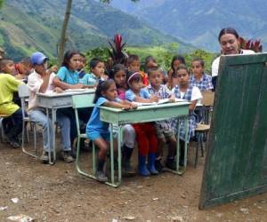 Dentro de la región, los alumnos pobres tienen un desempeño mucho peor que sus contrapartes más acaudaladas y esta brecha comienza a una edad temprana. (Foto: revistahumanum.org).