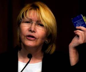 Venezuela's Attorney General Luisa Ortega speaks during a press conference in Caracas, on July 31, 2017.Venezuela's attorney general, a vocal dissenter in President Nicolas Maduro's government, said Monday she will not recognize a new assembly voted in on the weekend, calling it an expression of 'dictatorial ambition.' / AFP PHOTO / JUAN BARRETO