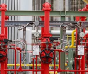 La conclusión, por ahora, no es que el mundo ya haya entrado en un colapso energético total, sino que está transitando una fase de crisis severa con potencial sistémico. (Foto: EFE)