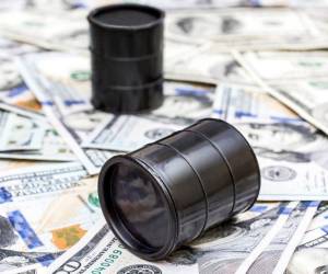 Precios del petróleo Brent y WTI cierran la semana ‘dispares’ pero por encima de los US$100