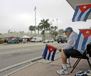 Cerca de 2.000 cubanos intentaron ingresar a Nicaragua desde Costa Rica el fin de semana, pero Managua les cerró el paso con fuerzas militares y los obligó a regresar. Los cubanos de Miami temen por lo que les pueda ocurrir.