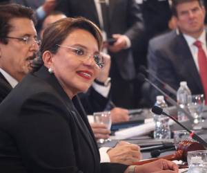 Honduras: presidenta llama a fortalecer las relaciones con Ecuador