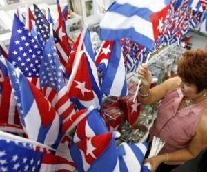 Esta fue la tercera reunión desde que ambos países anunciaran hace exactamente tres meses su decisión de restablecer relaciones diplomáticas, saludada por el mundo entero. (Foto: Univision).