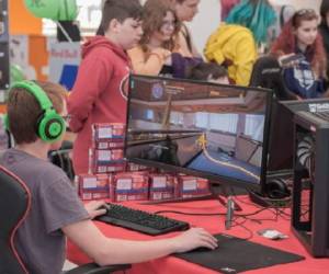 Esto de los video juegos es cosa seria. Los consumidores están gastando más tiempo (y dinero )que nunca en juegos. (Foto: iStock).