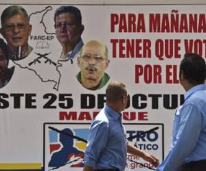 Según el texto, la jurisdiccion especial de paz tendrá competencia sobre todos los que hayan cometido delitos en el conflicto armado, incluyendo a las FARC y a los agentes del Estado. (Foto: AFP).