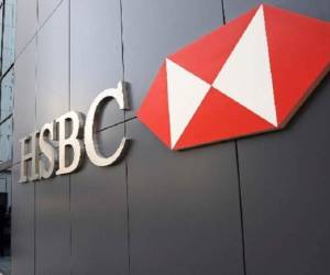 El banco reportó el lunes ganancias antes de impuestos en los seis meses hasta fines de junio de US$12.300 millones, una baja frente a los US$14.100 millones que reportó un año atrás.