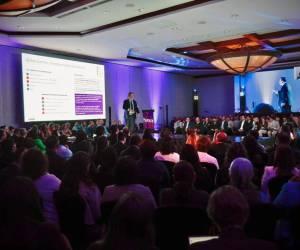 <i>La Estrategia 2026–2030 de CentraRSE se estructura en cinco ejes de transformación: liderazgo, negocio, sector, país y posicionamiento internacional de Guatemala.</i>