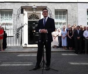 En su comparecencia ante los medios tras asumir el cargo, el ya nuevo primer ministro , prometió un nuevo modelo político y un nuevo modelo económico para el Reino Unido. (Foto: EFE)