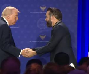 <i>Bukele fue invitado personalmente por Donald Trump al Desayuno Nacional de Oración, celebrado en Washington. Foto de cortesía</i>