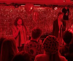 <i>Personas participando en el evento 'Date My Friend (LA)' ('Sal con mi amigo') en Los Ángeles (Estados Unidos). EFE/ Mónica Rubalcava</i>