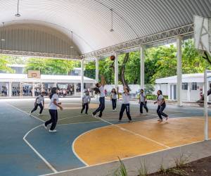 <i>A través de esta iniciativa, se renovarán alrededor de 1,700 aulas y se intervendrán más de 37,000 metros cuadrados en 10 departamentos. Foto de cortesía</i>