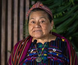 La Premio Nobel de la Paz, Rigoberta Menchú, habla en la inauguración de la segunda edición de 'Expo Sostenible 2026' en Santo Domingo (República Dominicana). EFE/ Orlando Barría