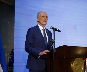 <i>El Presidente de Honduras afirmó que trabajará incansablemente para garantizar que cada periodista en Honduras pueda desempeñar su labor en condiciones de seguridad, integridad y respeto a la dignidad humana. Foto de cortesía</i>