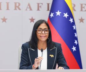 <i>Fotografía cedida que muestra a la presidenta encargada de Venezuela, Delcy Rodríguez. EFE/ Marcelo Garcia / Palacio de Miraflores</i>